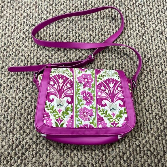 Vera Bradley Shoulder Bag Crossbody Purse Julep Tulip Retired Pattern Purple - Picture 1 of 8